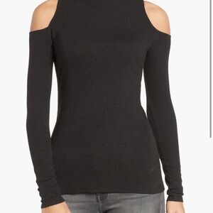 Trouvé Cold Shoulder Top
